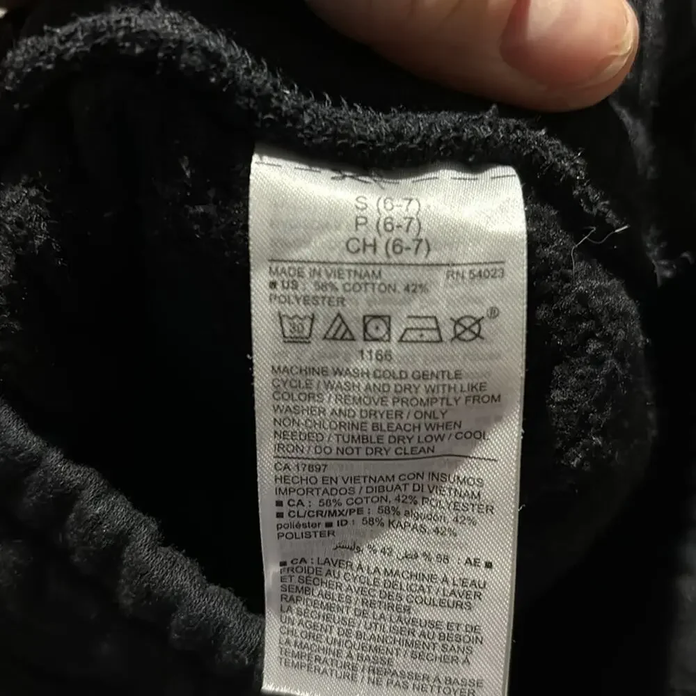Old navy black 6/7 sweatpants drawstring waist fitted elastic cuff euc 2 pair